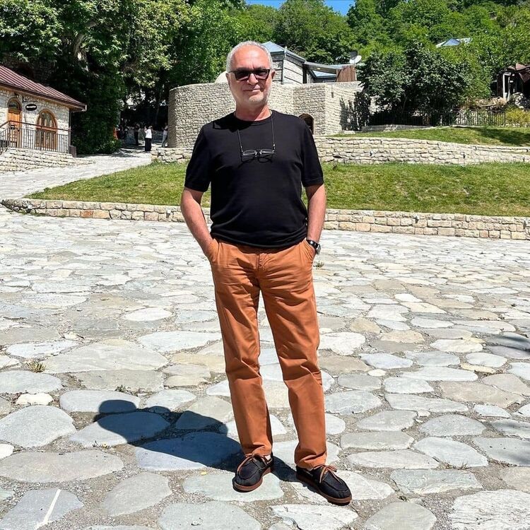  Edmundston,    , 60 ,   ,   