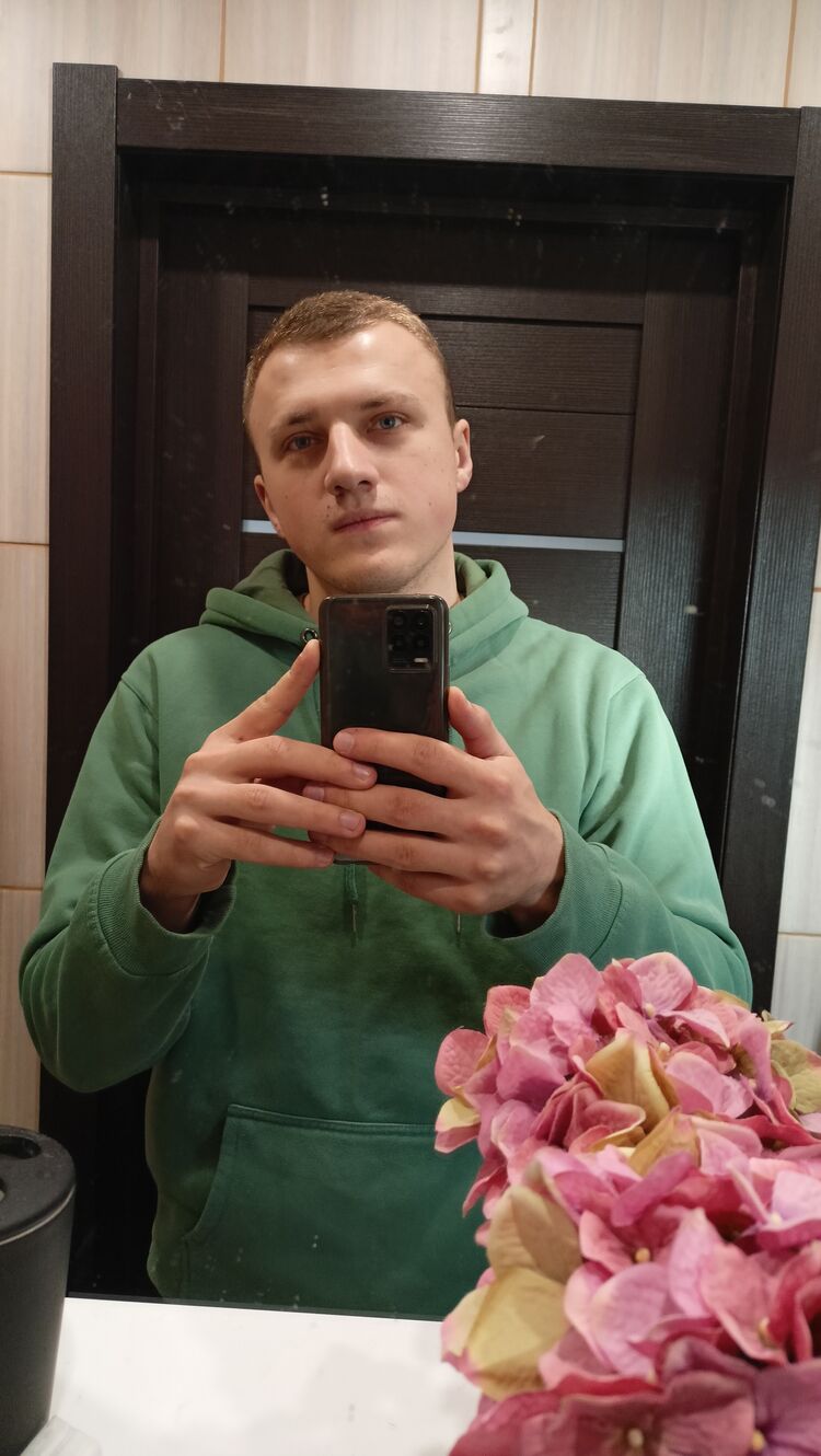  33237995  , 27 ,    