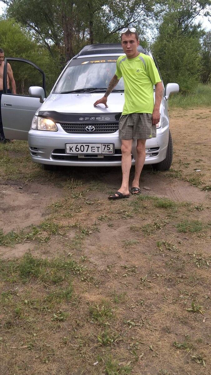  ,   Kostyan, 36 ,   ,   , c 