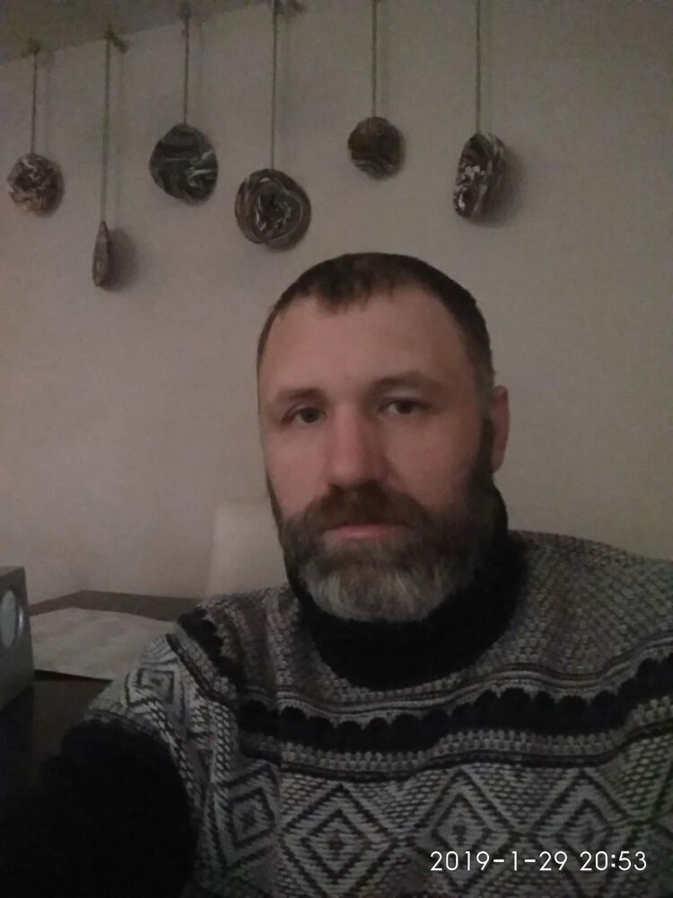  ,   Andrij, 46 ,   ,   , c , 