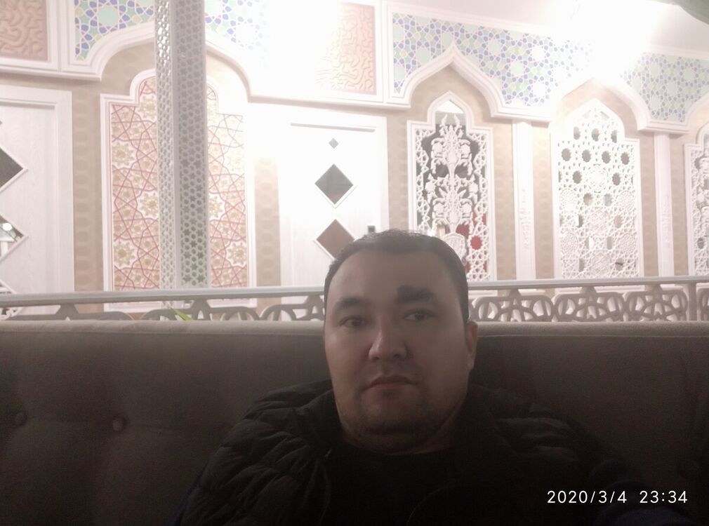 21267675  Sukhrob, 42 ,    