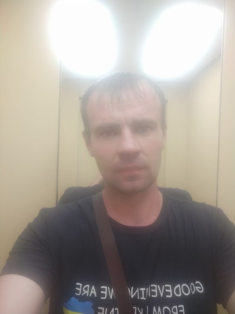 28648995  , 33 ,    