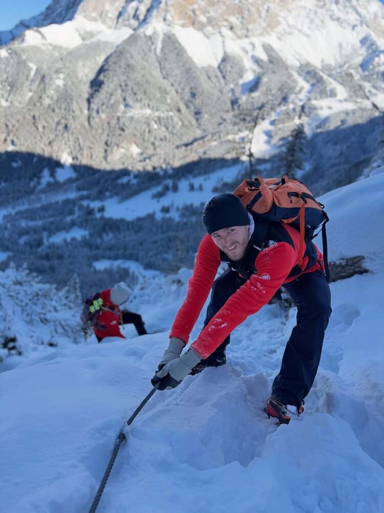 ���������� �����-���������, ���� ������� �������, 33 ����, ������������ ��� ����� � ���������, c�������� ���������