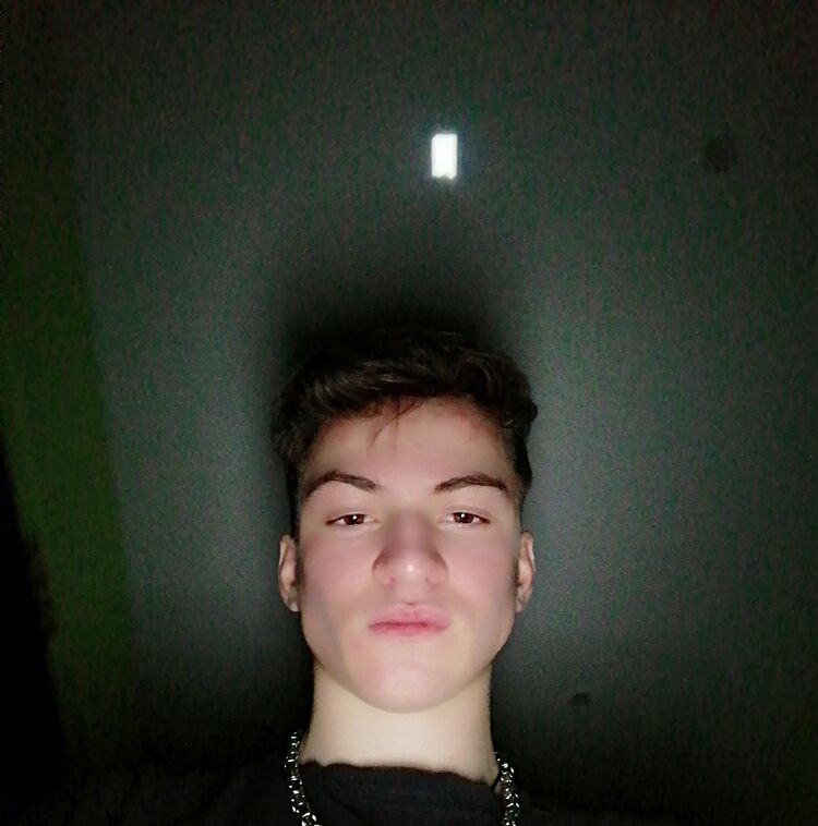  35373685  , 20 ,    