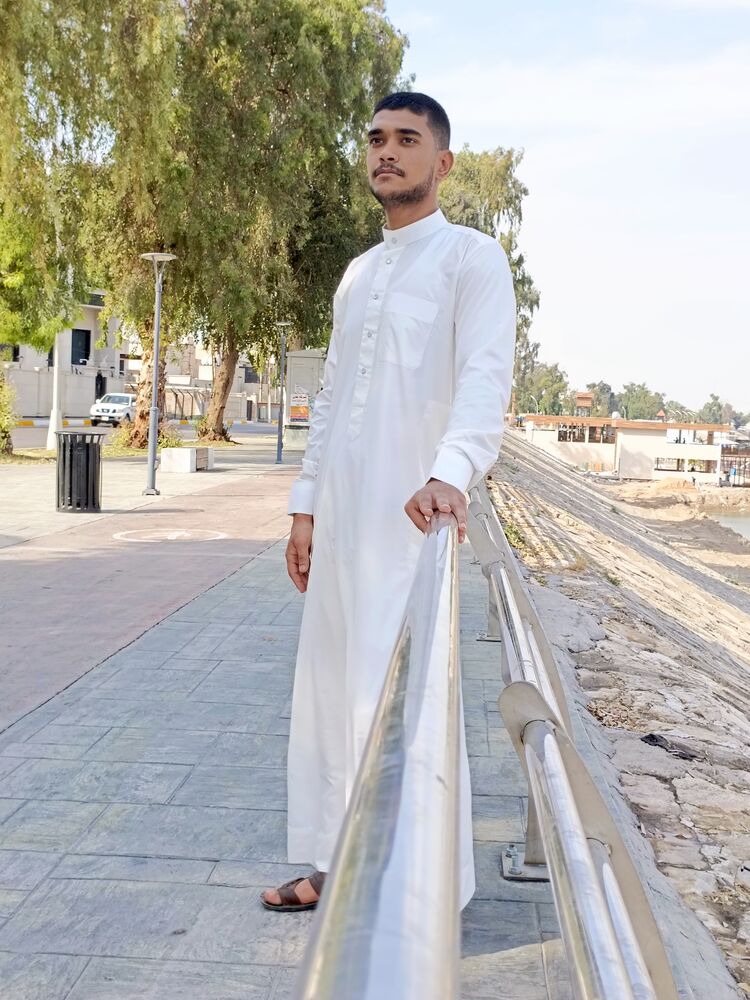  ,   Husam, 22 ,   ,   
