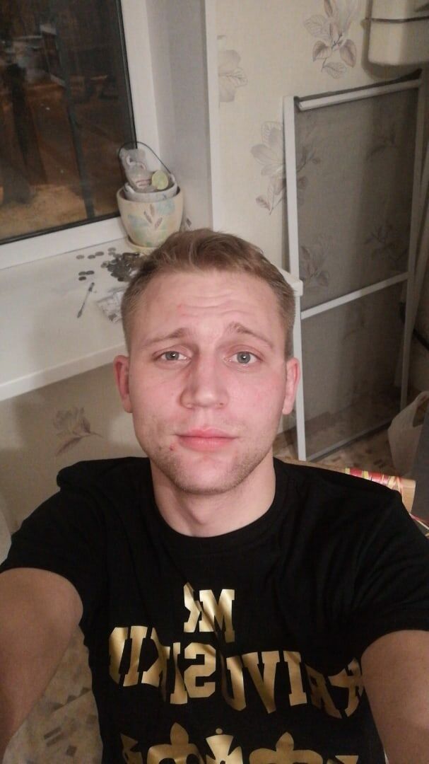  39512525  , 28 ,    
