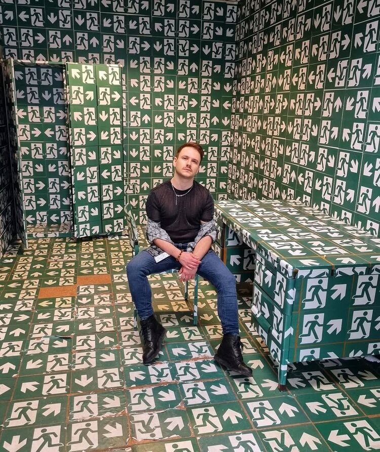  ,   , 33 ,   ,   