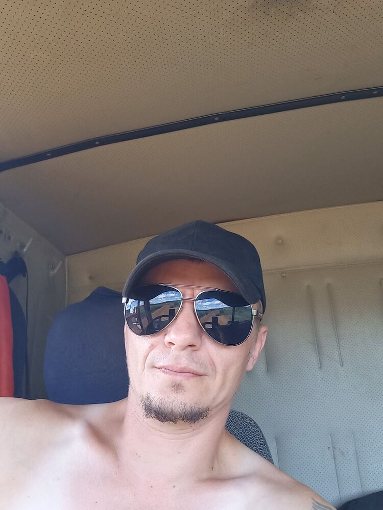  47658645  , 39 ,    