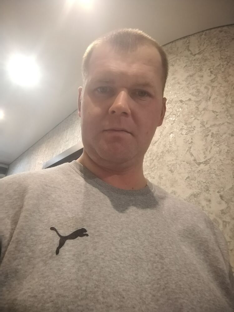  ,   Nikolaj, 27 ,     , c 