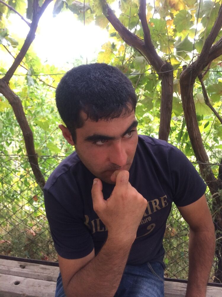  ,   Hayko, 39 ,   