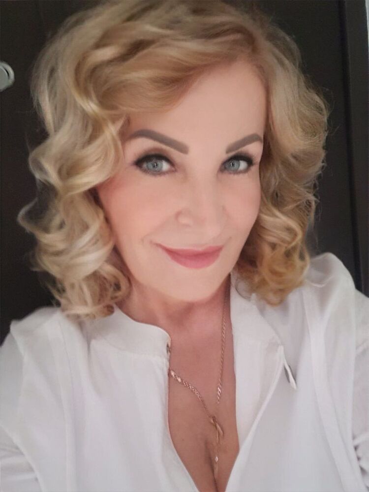  ,   Nadejda, 52 ,   ,   