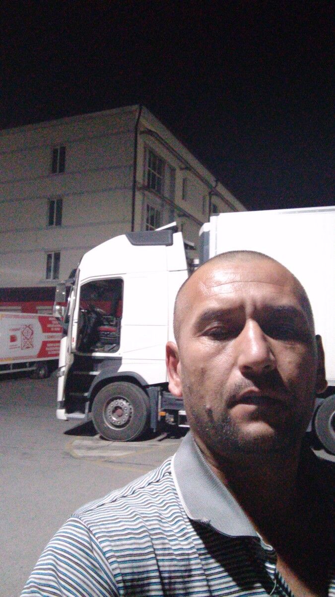 16951715  DJONI, 44 ,    