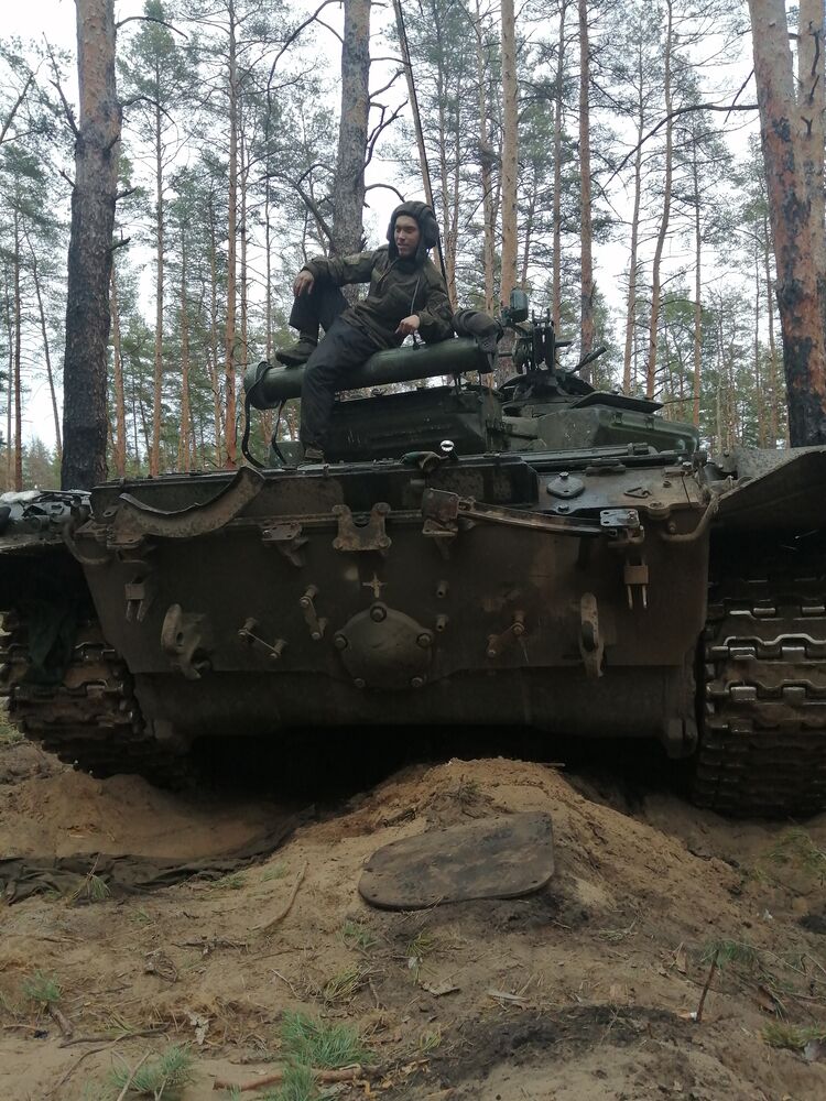  38033415  Andrey, 25 ,    