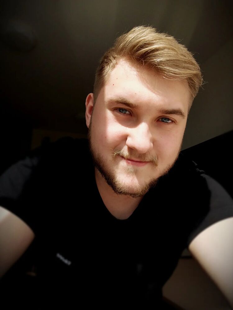 ���� 36749645 ����� ������, 21 ���, ���� ���������� � �����-����