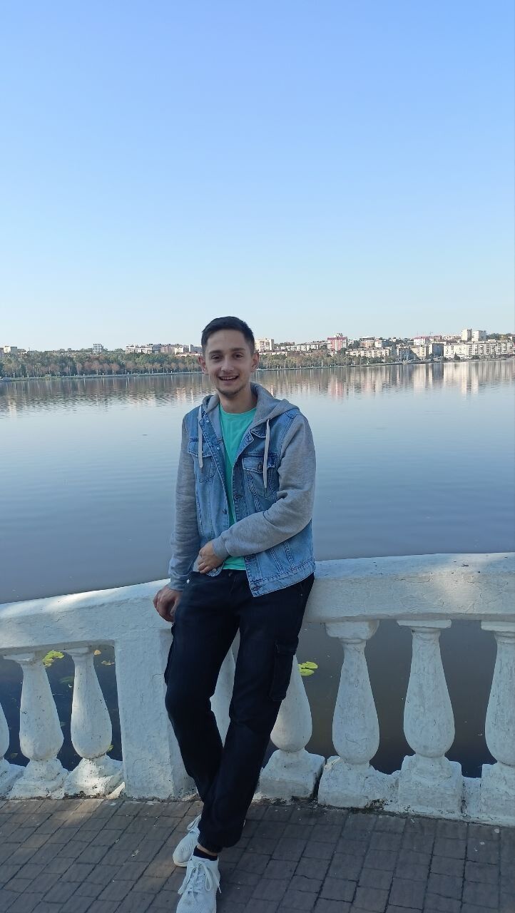  39897855  Yaroslav, 23 ,    