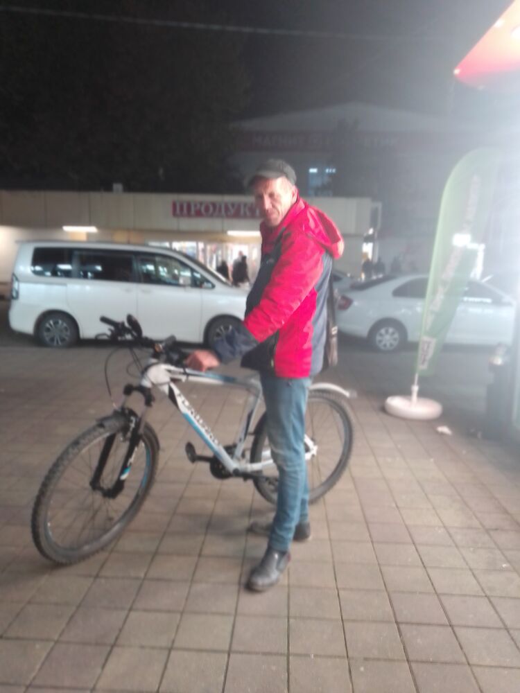  32398005  Vyacheslav, 45 ,    