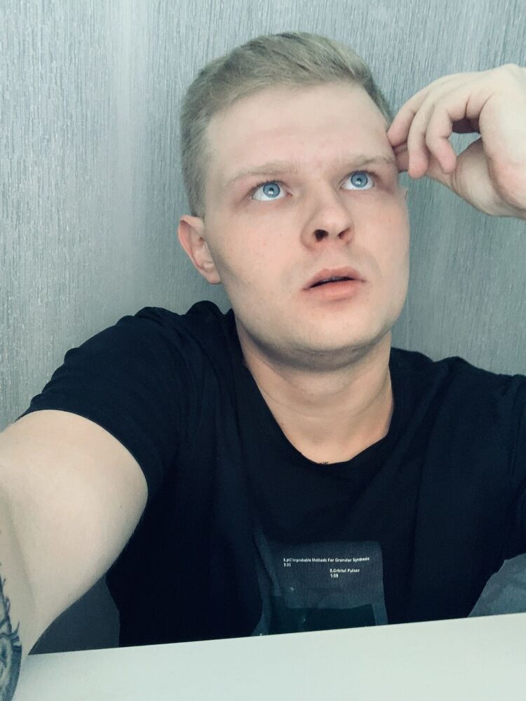  53458495  Pavel, 24 ,    -