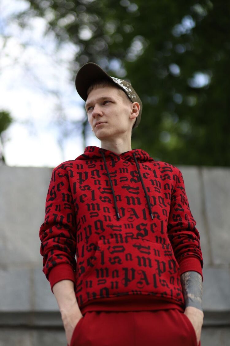  ,   Vladislav, 26 ,   ,   