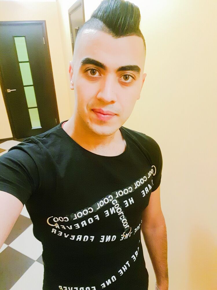  22492315  , 28 ,    