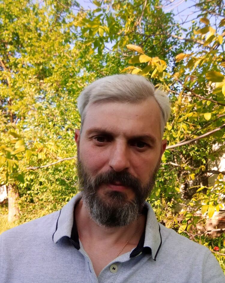  44185855  , 48 ,    