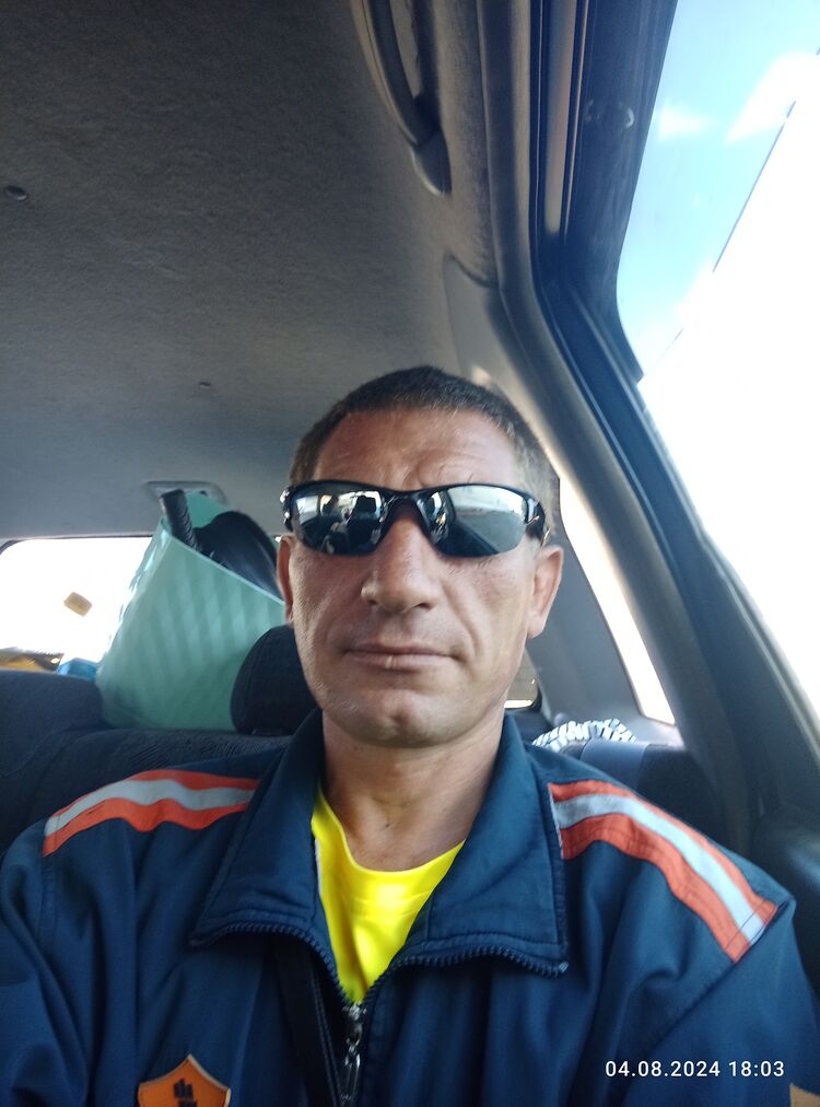  48403815  , 39 ,    