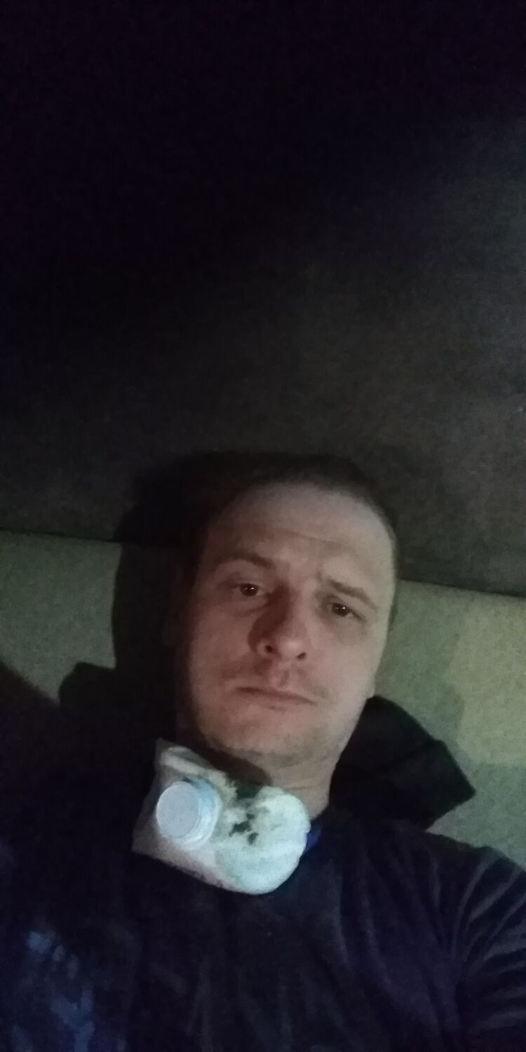  28891385  , 37 ,    