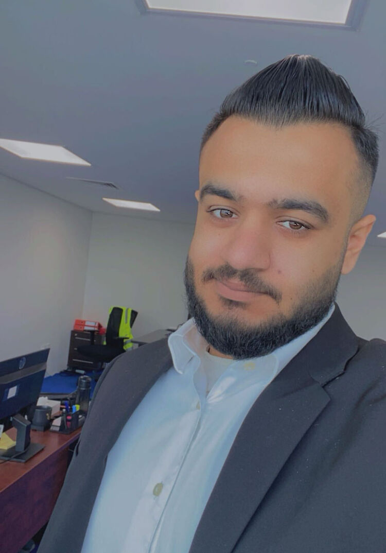  ,   Mohamed, 25 ,   ,   
