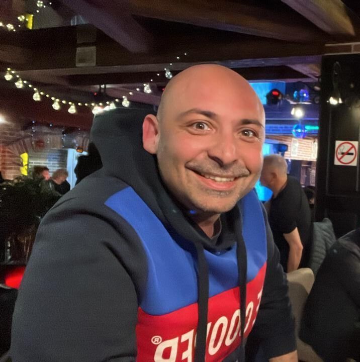  26174735  Erol, 45 ,    
