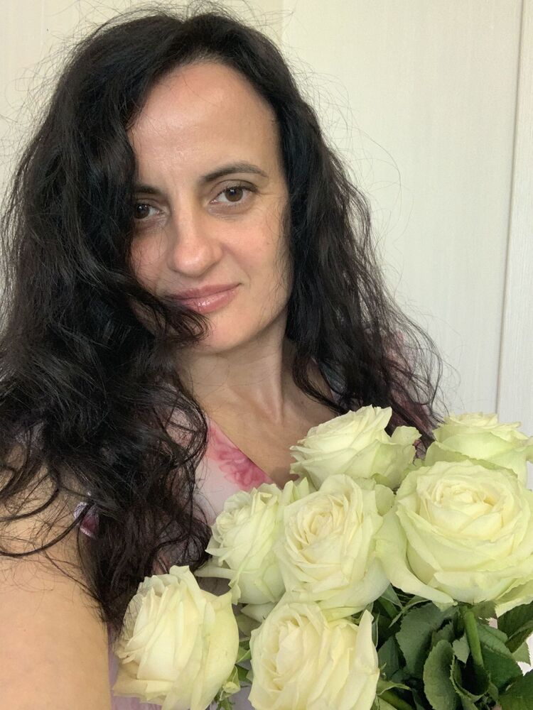  52652195  , 43 ,    --