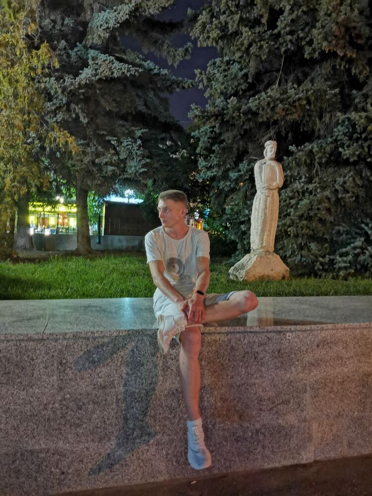  ,   Vladislav, 27 ,   ,   , 