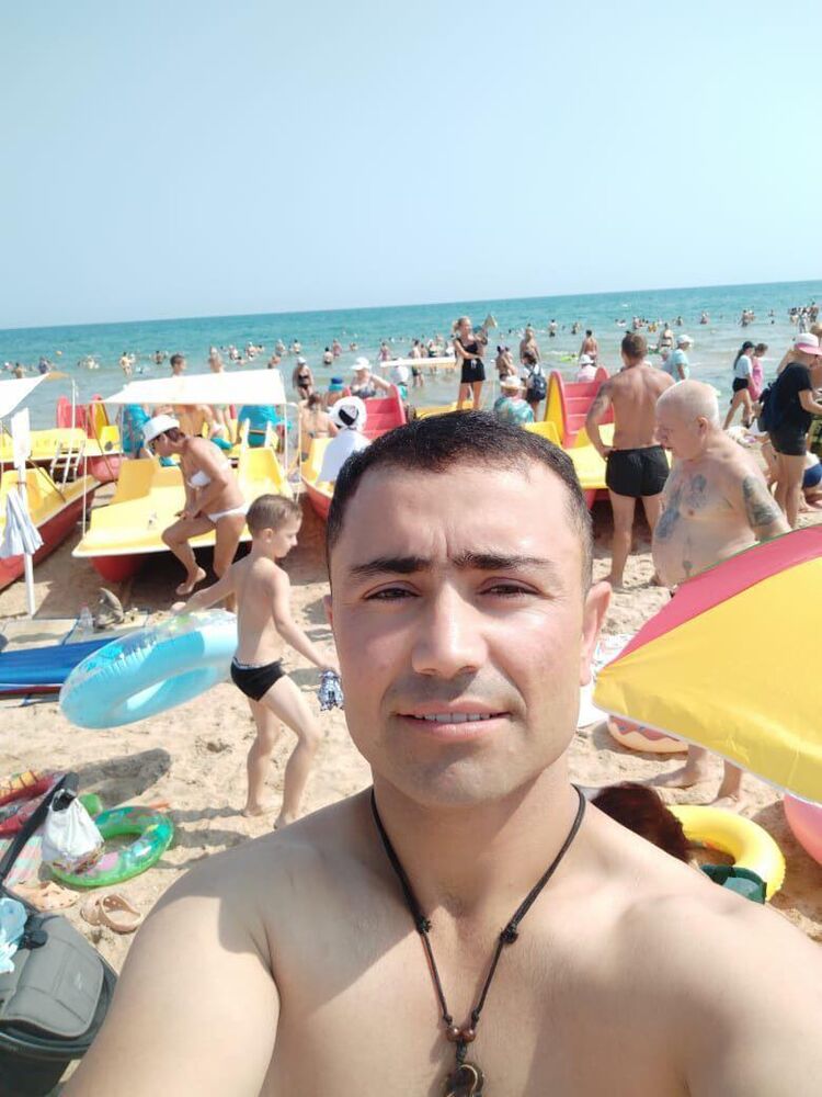  29403745  , 32 ,    