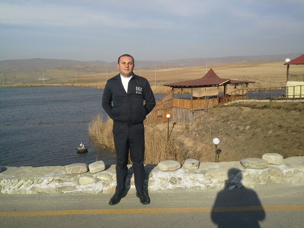  4075805  Niyaz, 42 ,    