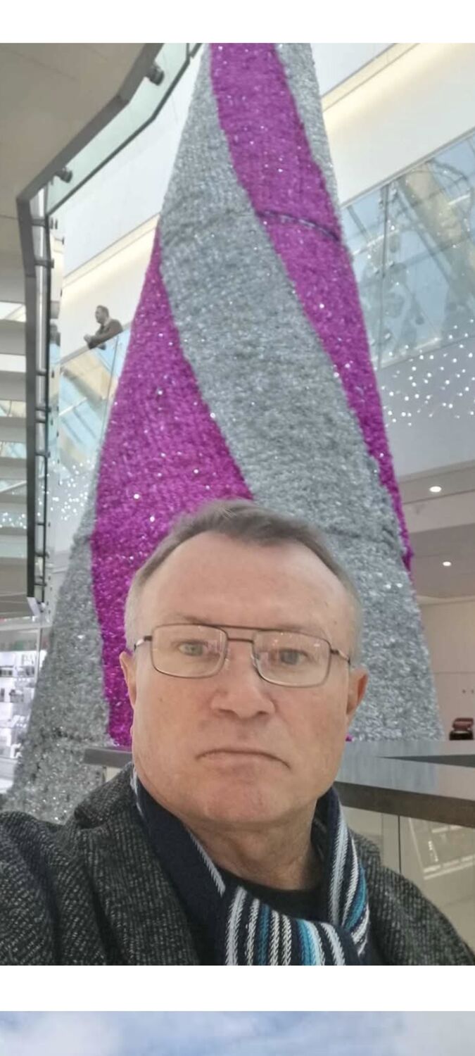  53457205  Vladislav, 50 ,    