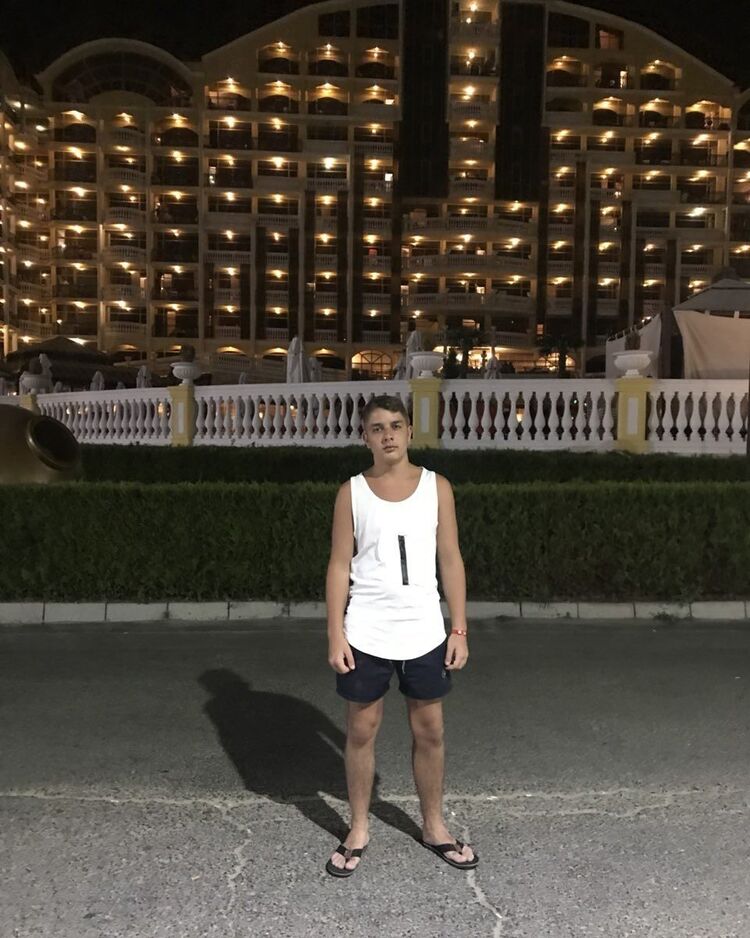 ���� 18233355 ������� �����, 27 ���, ���� ���������� � ��������