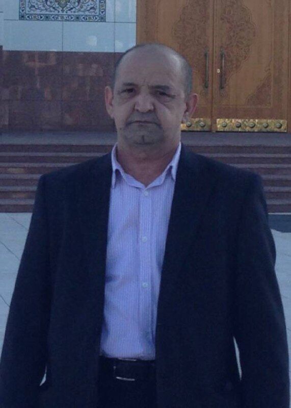  41159965  Akmal, 63 ,    
