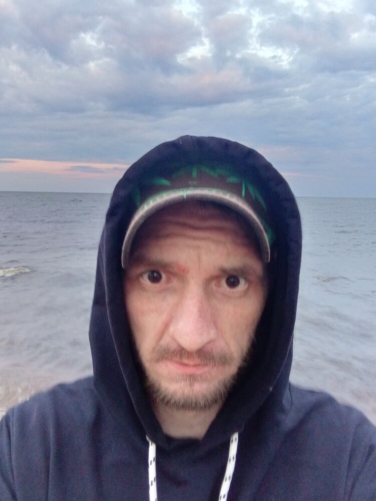  53392765  Andrey, 37 ,    -