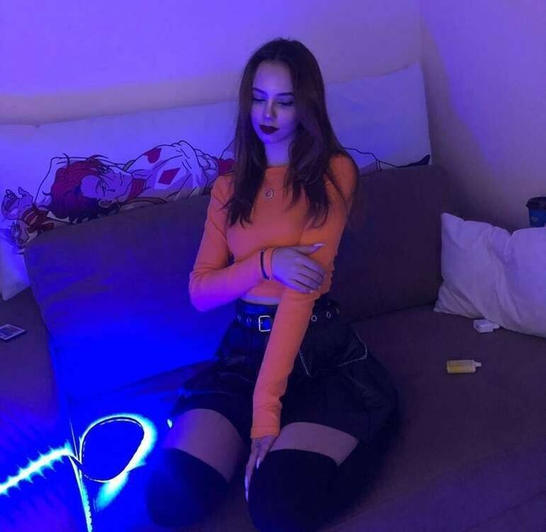  38112715  , 22 ,    