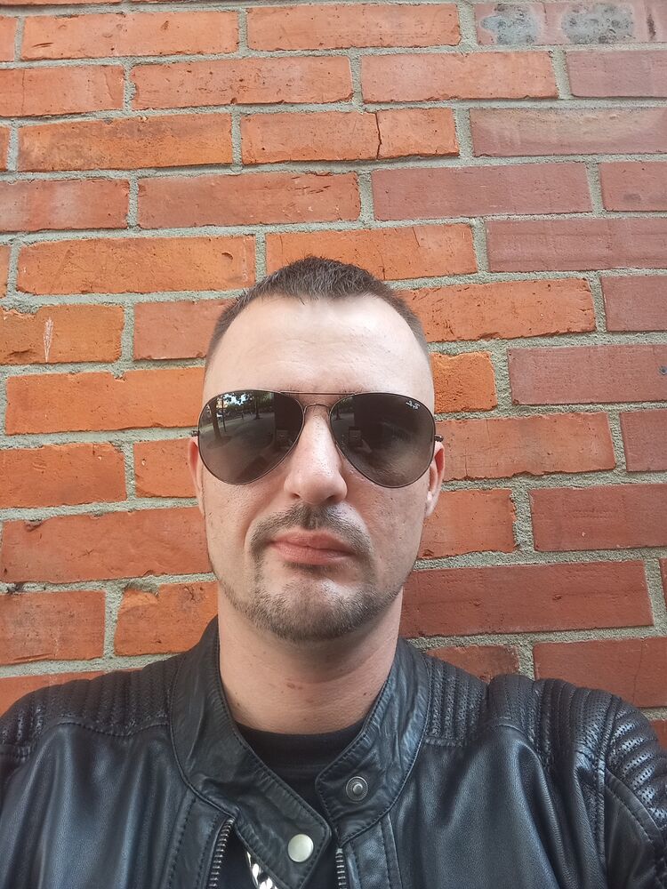  47356705  Alex, 31 ,    