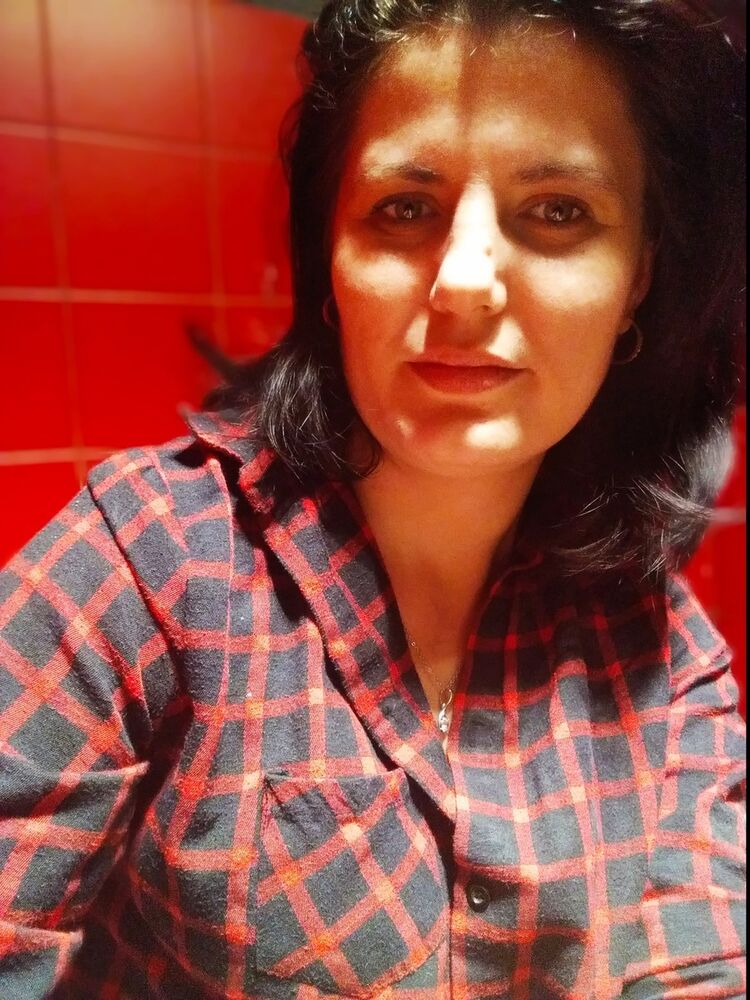  Kolinany,   Tatiana, 37 ,   ,   , c 