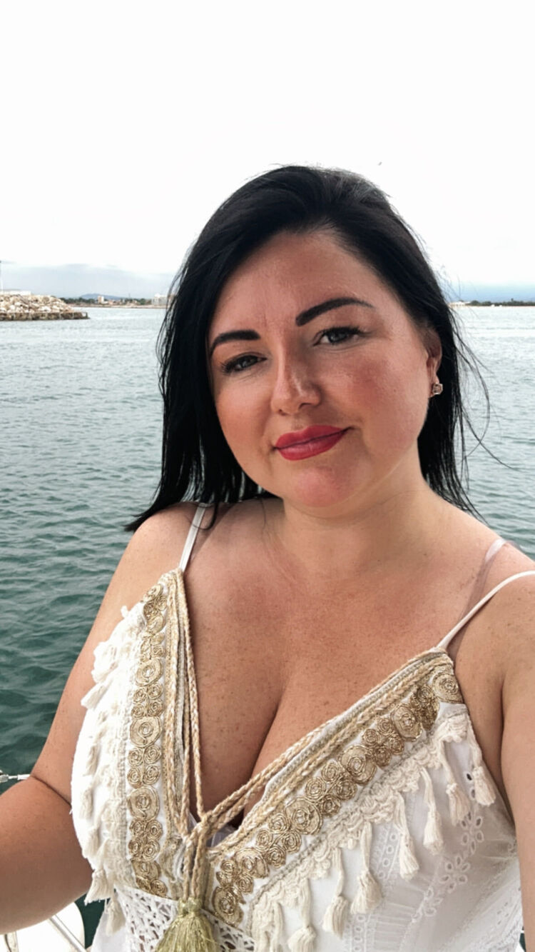  Burjassot,   , 40 ,   ,   