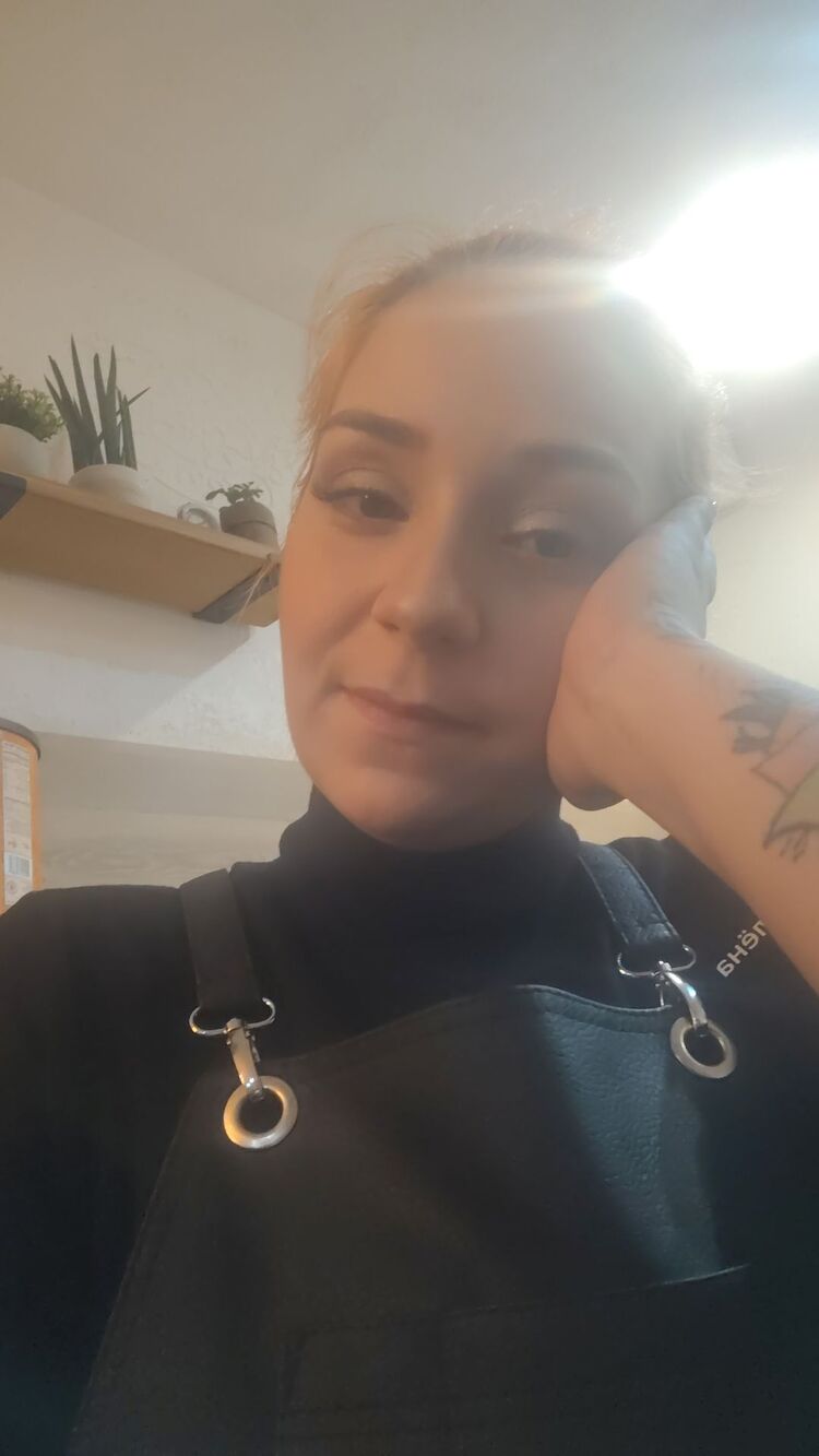 48950985   , 28 ,    