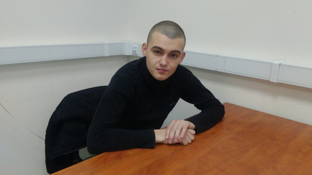  10844845  Denis, 31 ,    