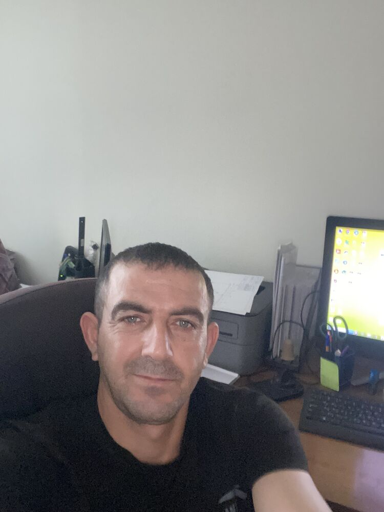  43630895  Pro, 40 ,    
