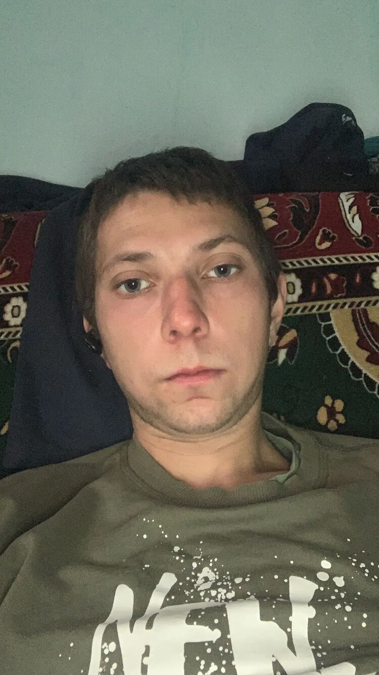  40914425  , 27 ,    