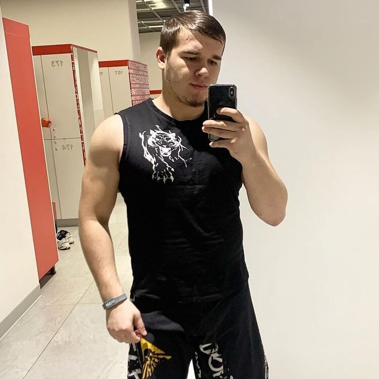  ,   Xyzaif, 26 ,   ,   