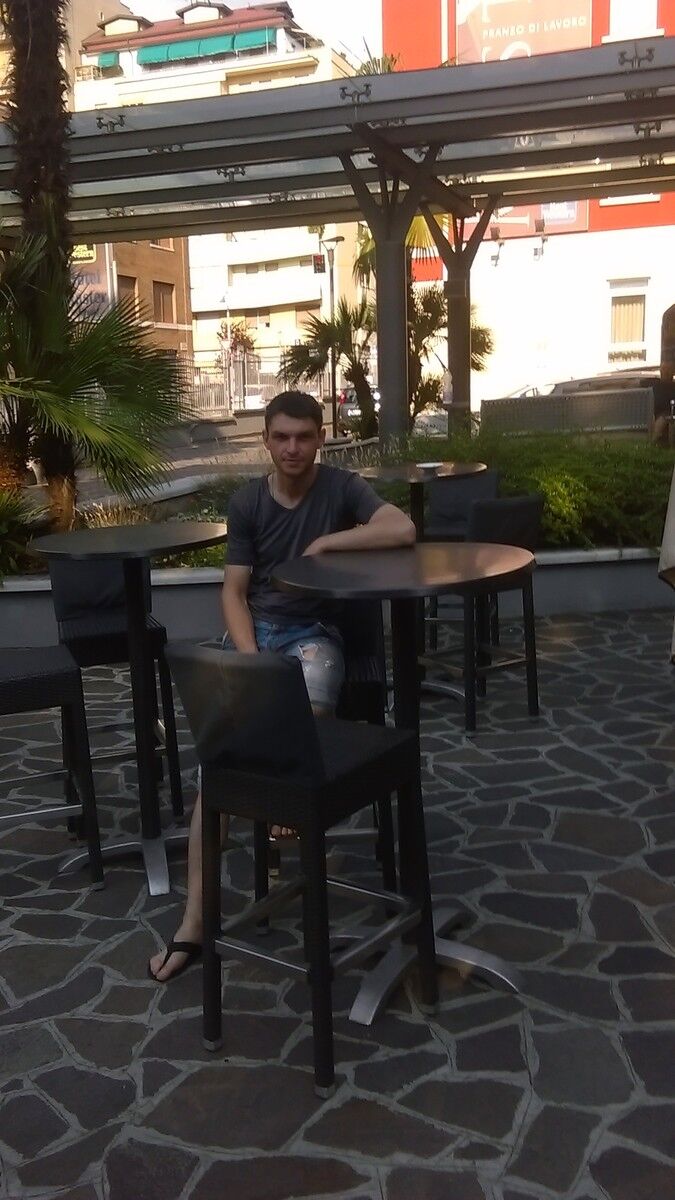  ,   Sergiu, 36 ,   