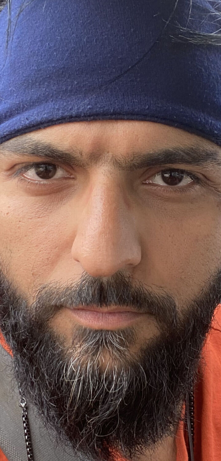  28190855  Yasser, 38 ,    