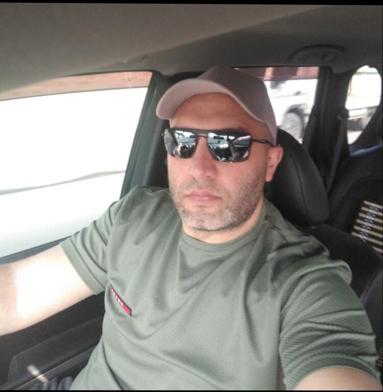  49673815  Styop, 37 ,    
