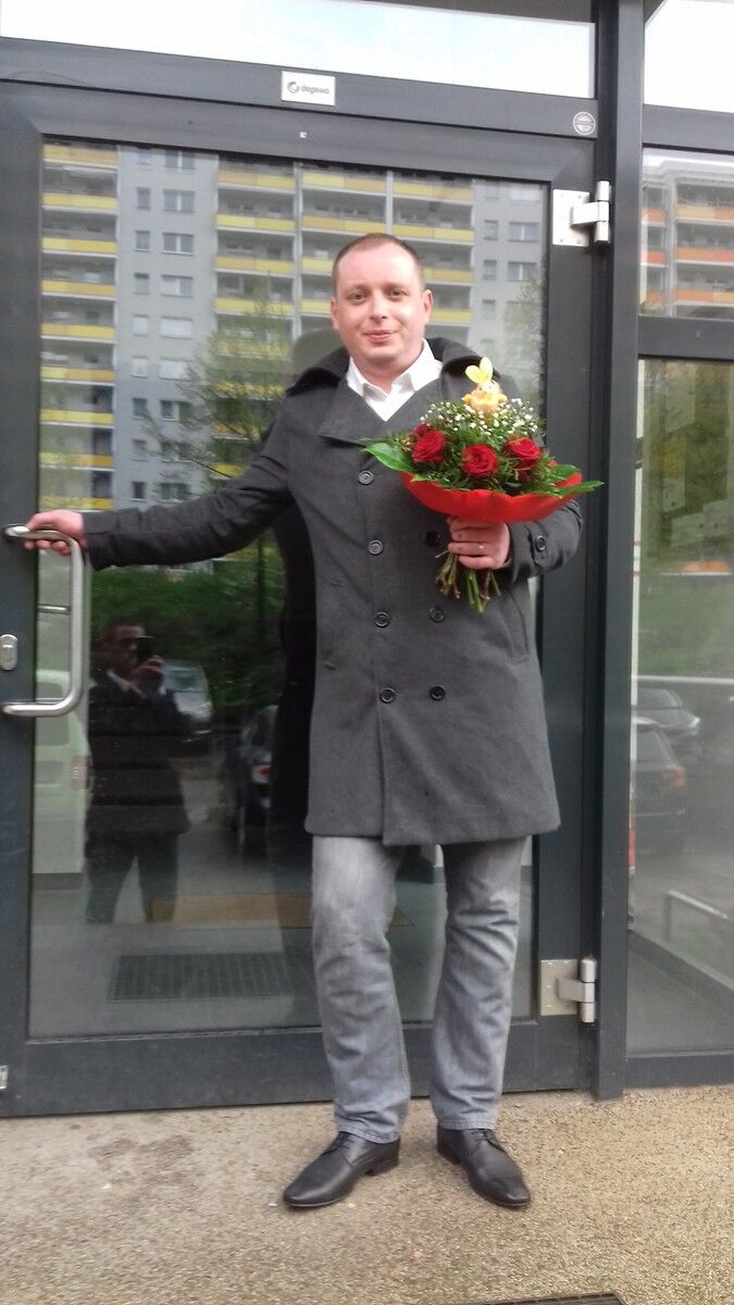  ,   Vadim, 40 ,   