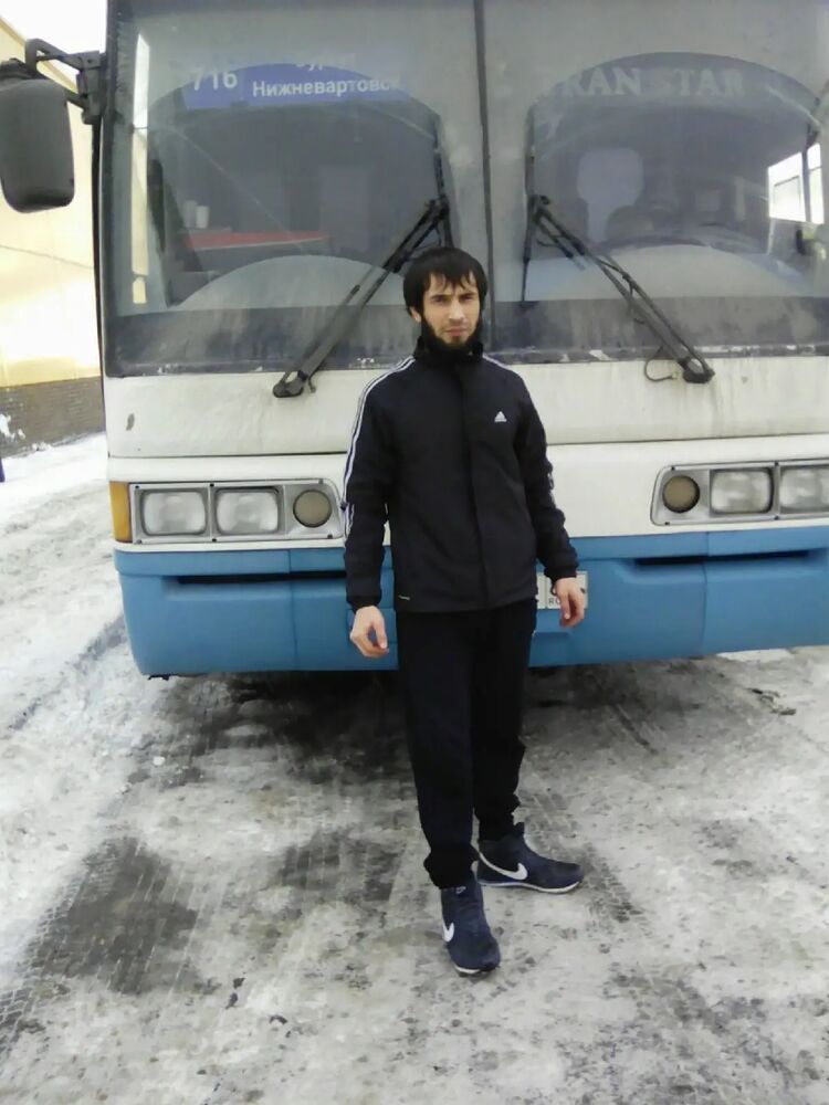  34747075  Islam, 38 ,    